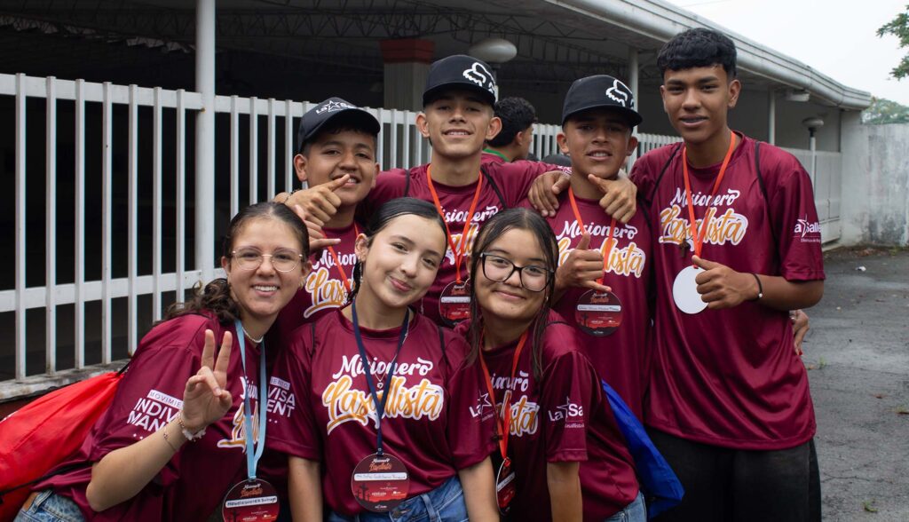 ESCUELA MISIÓN Crónica de una misión: cuando la fe se hace joven, cercana y viva