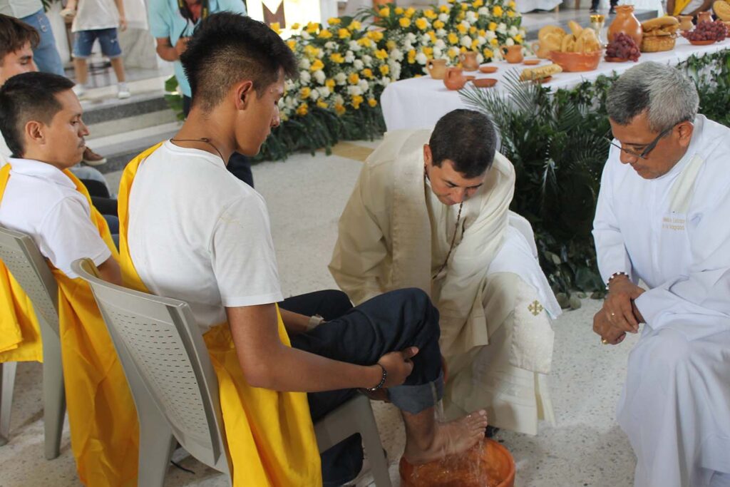 ESCUELA MISIÓN Crónica de una misión: cuando la fe se hace joven, cercana y viva